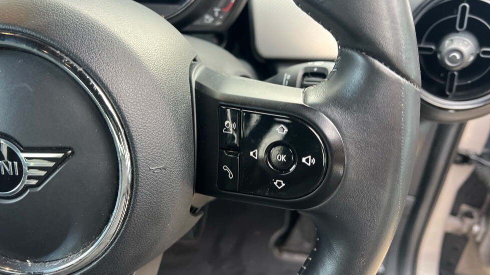 Used MINI Hatch 2022 for sale - 76229300: Photo 18