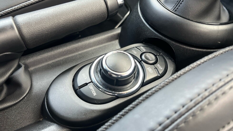 Used MINI Hatch 2022 for sale - 76229300: Photo 19