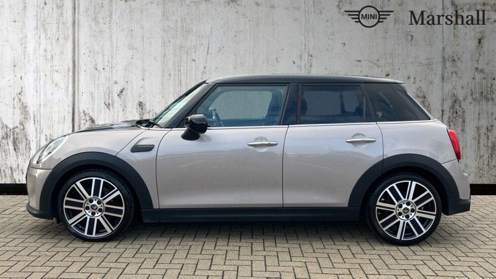 Used MINI Hatch 2022 for sale - 76229300: Photo 24
