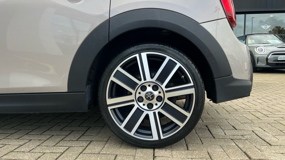 Used MINI Hatch 2022 for sale - 76229300: Photo 26