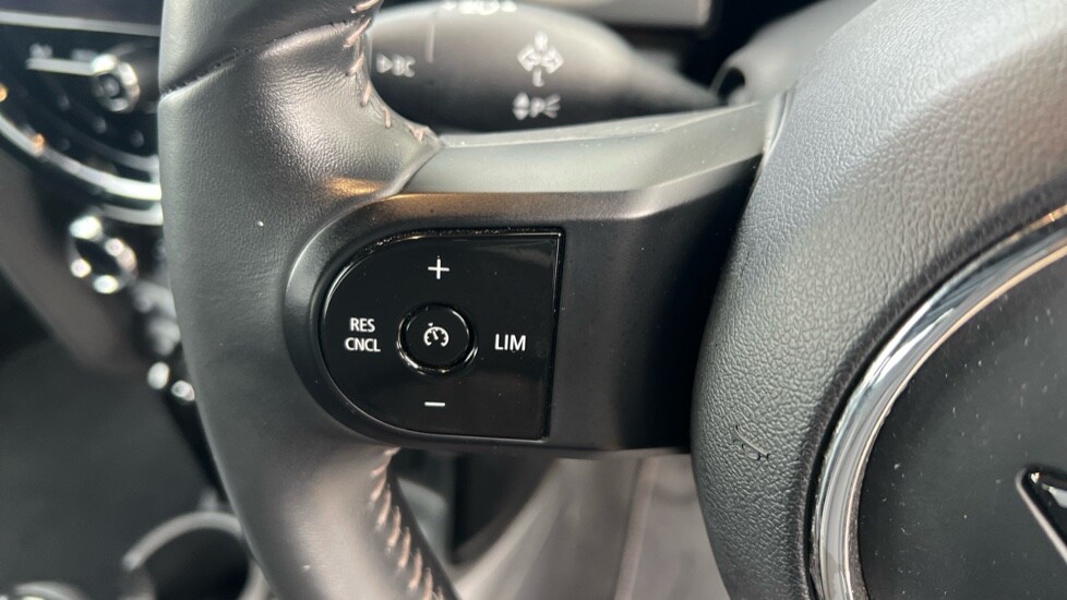 Used MINI Hatch 2022 for sale - 76229300: Photo 32