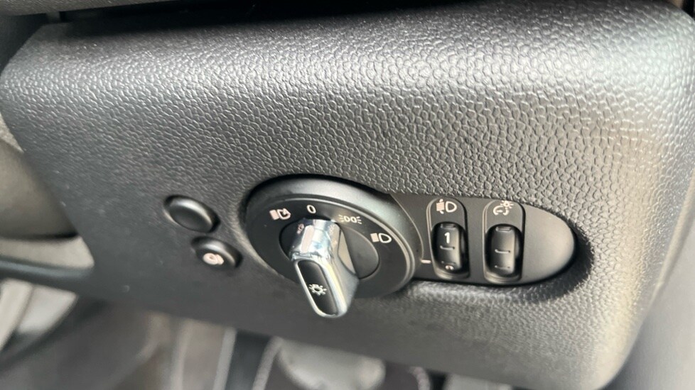 Used MINI Hatch 2022 for sale - 76229300: Photo 33