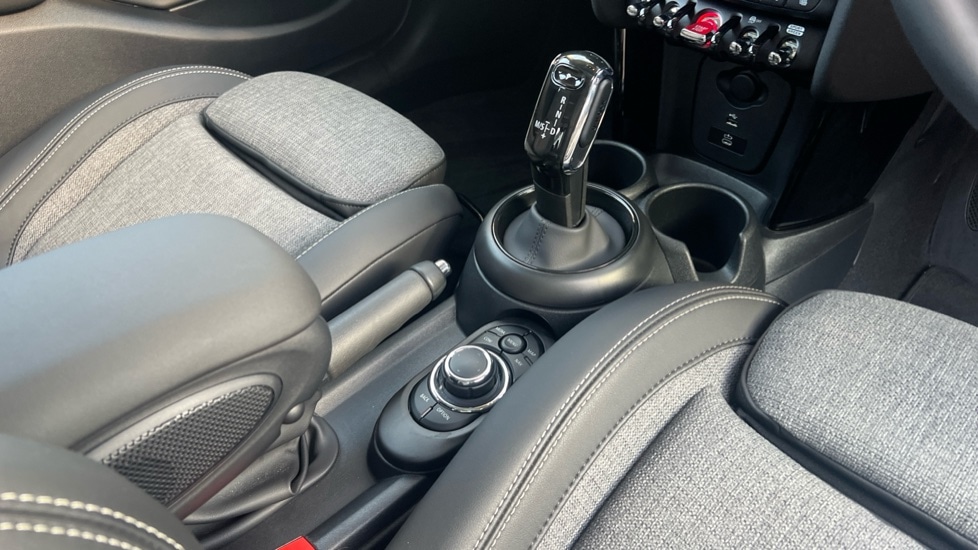 Used MINI Hatch 2023 for sale - 76079428: Photo 10