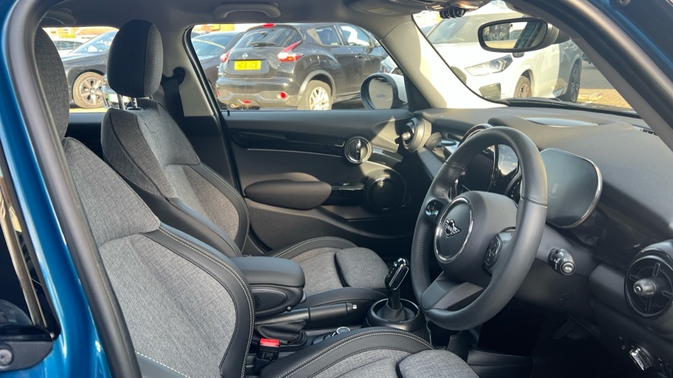 Used MINI Hatch 2023 for sale - 76079428: Photo 11