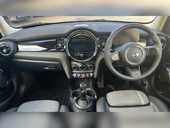 Used MINI Hatch 2023 for sale - 76079428: Photo 4