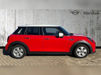 Used MINI Hatch 2023 for sale - 76355096: Photo