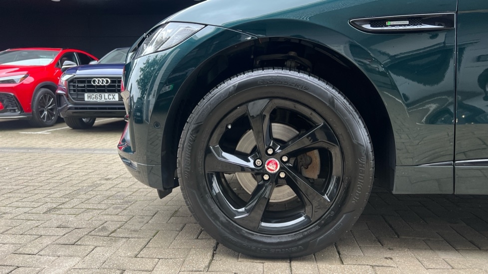 Used Jaguar F-Pace 2018 for sale - 76104104: Photo 17