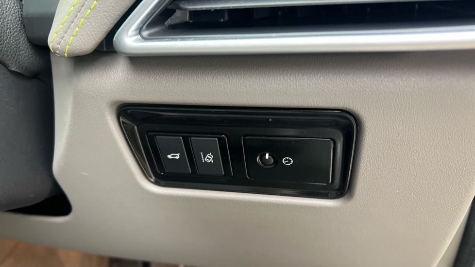 Used Jaguar F-Pace 2018 for sale - 76104104: Photo 25