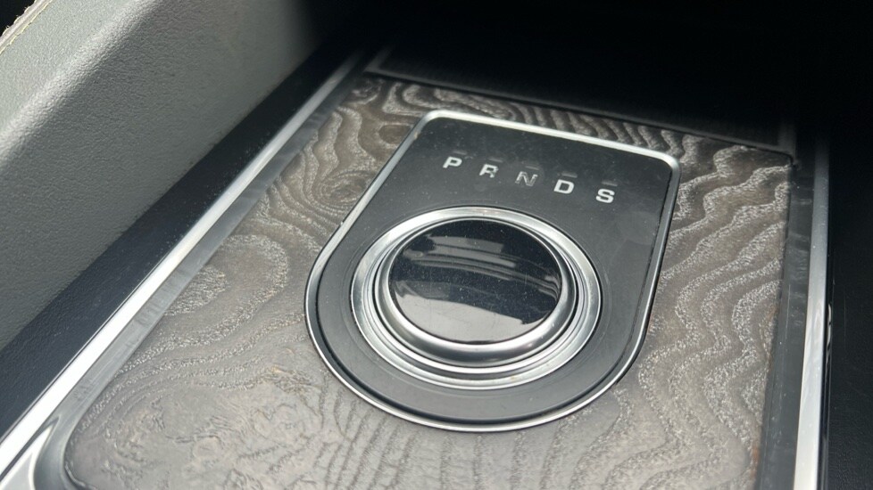 Used Jaguar F-Pace 2018 for sale - 76104104: Photo 31