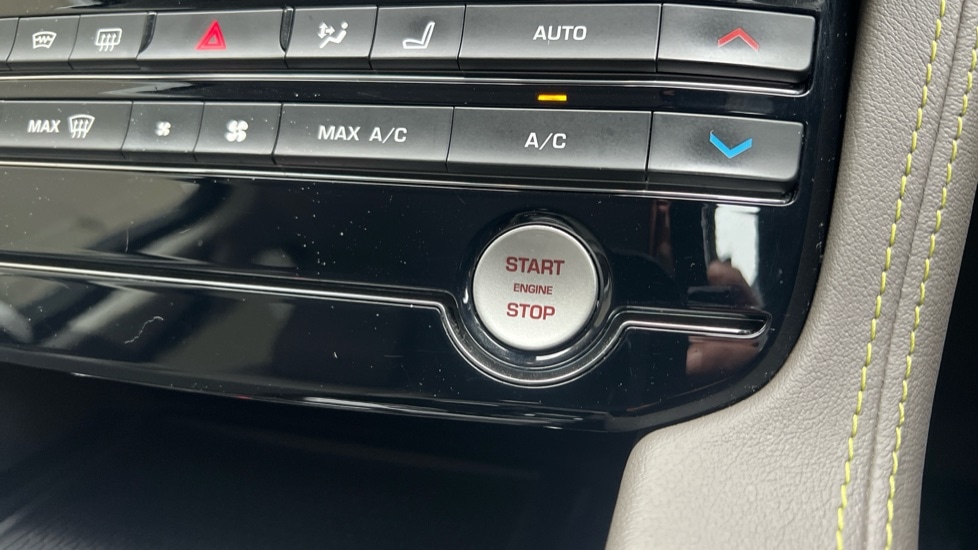 Used Jaguar F-Pace 2018 for sale - 76104104: Photo 33