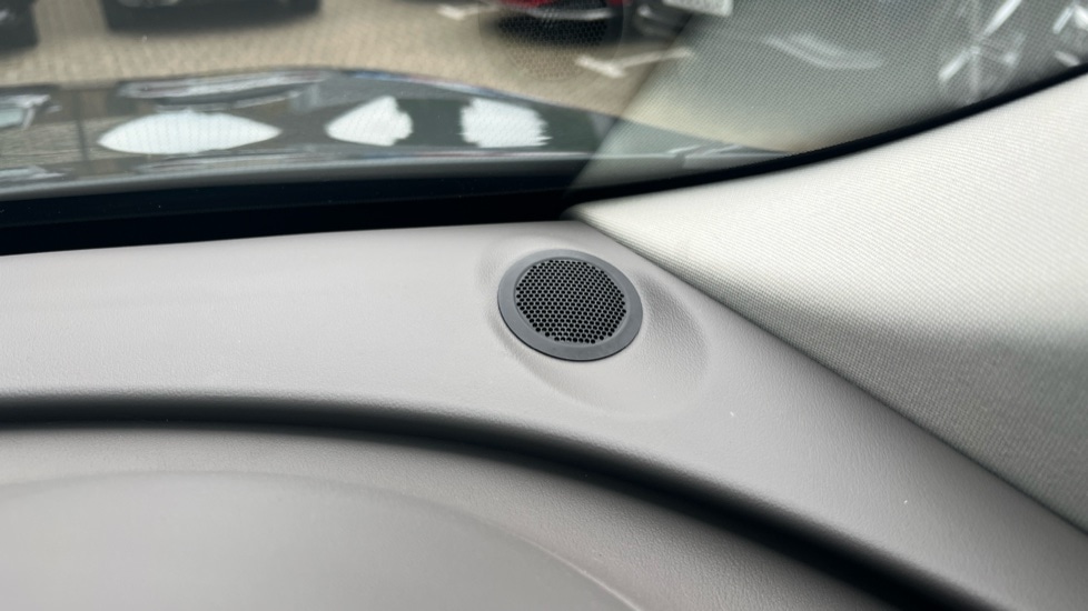 Used Jaguar F-Pace 2018 for sale - 76104104: Photo 37