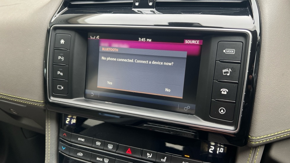 Used Jaguar F-Pace 2018 for sale - 76104104: Photo 40