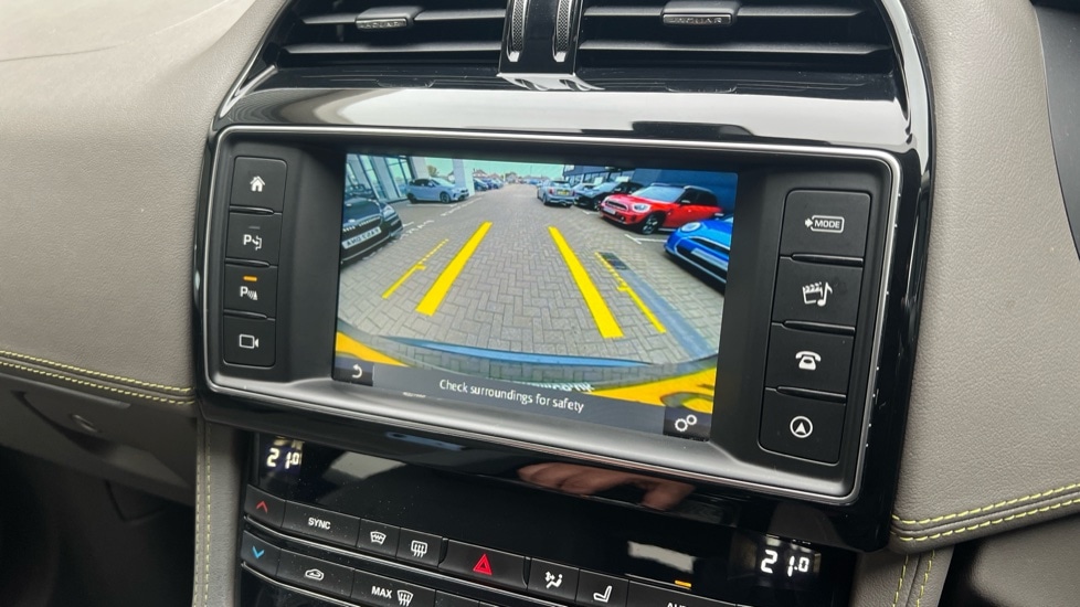 Used Jaguar F-Pace 2018 for sale - 76104104: Photo 42
