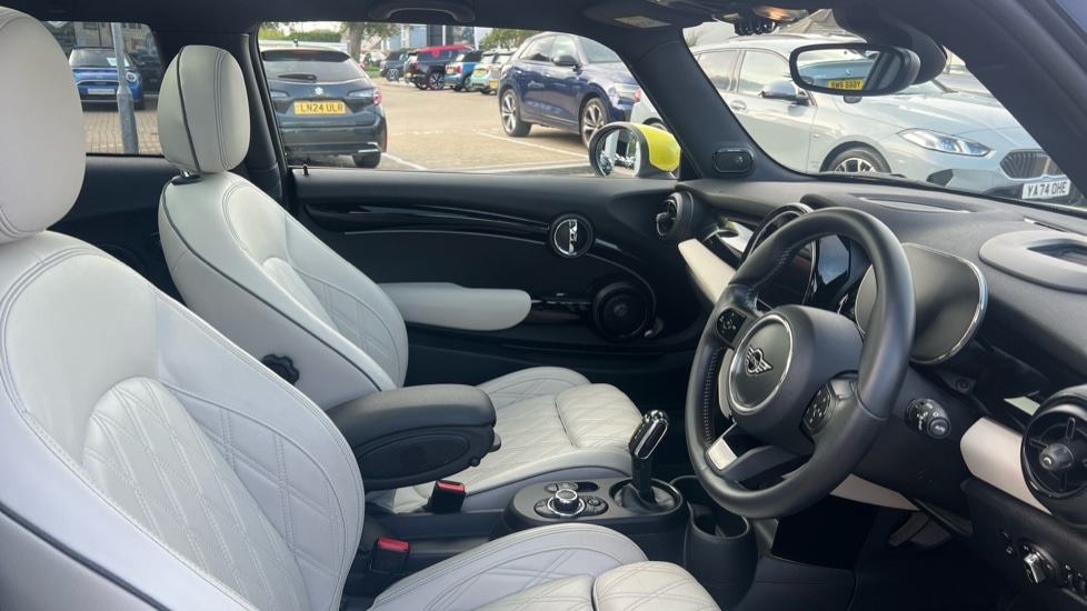 Used MINI Hatch 2022 for sale - 76079171: Photo 11