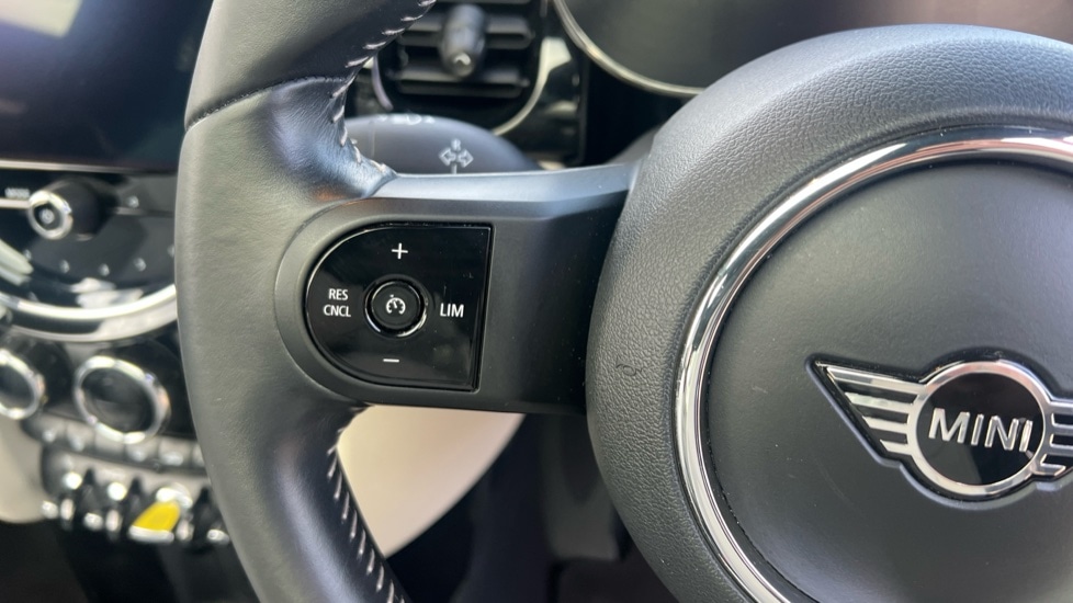 Used MINI Hatch 2022 for sale - 76079171: Photo 17