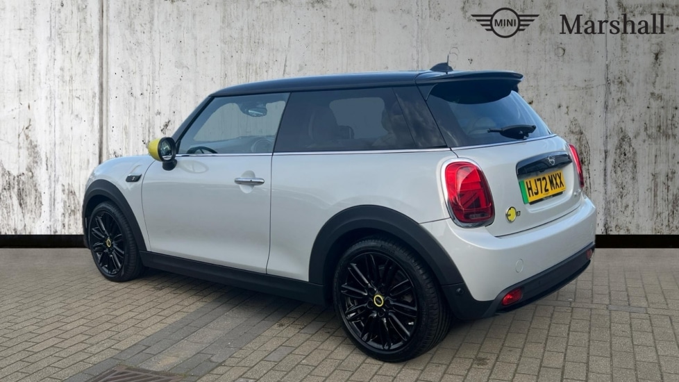 Used MINI Hatch 2022 for sale - 76079171: Photo 2