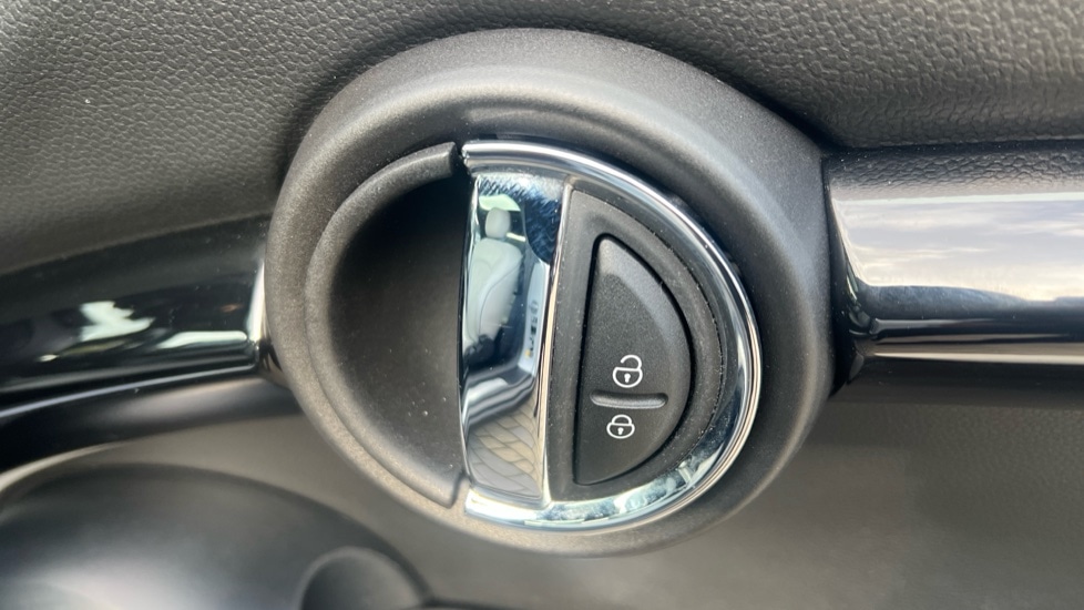 Used MINI Hatch 2022 for sale - 76079171: Photo 32