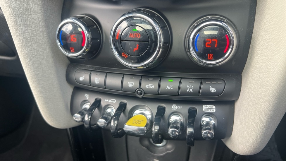 Used MINI Hatch 2022 for sale - 76079171: Photo 40