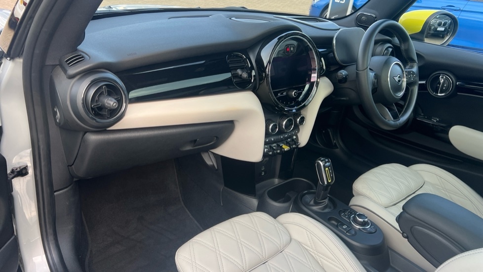 Used MINI Hatch 2022 for sale - 76079171: Photo 7