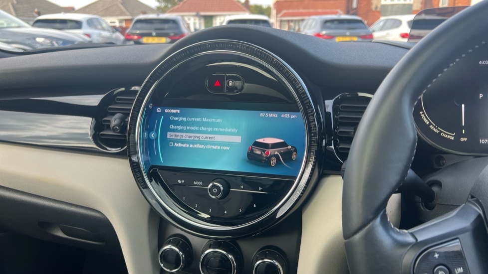 Used MINI Hatch 2022 for sale - 76079171: Photo 8