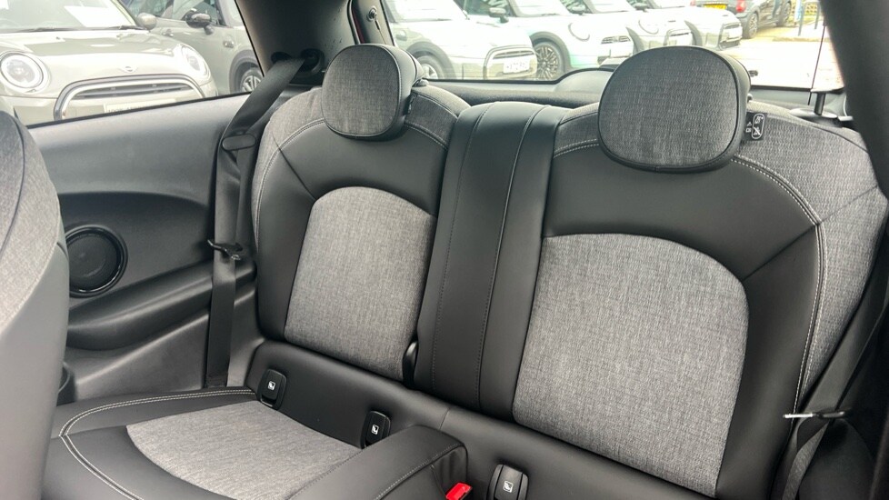 Used MINI Hatch 2022 for sale - 76241651: Photo 12