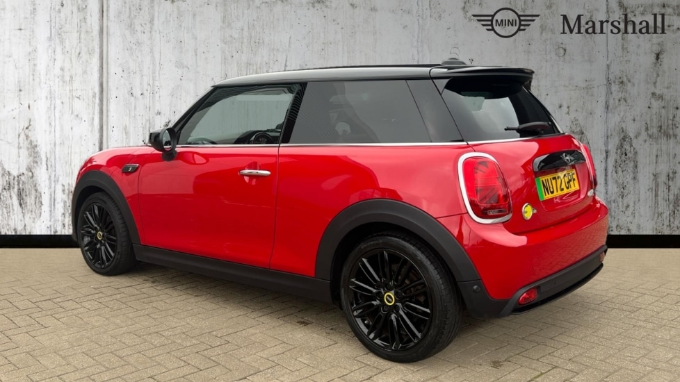 Used MINI Hatch 2022 for sale - 76241651: Photo 2