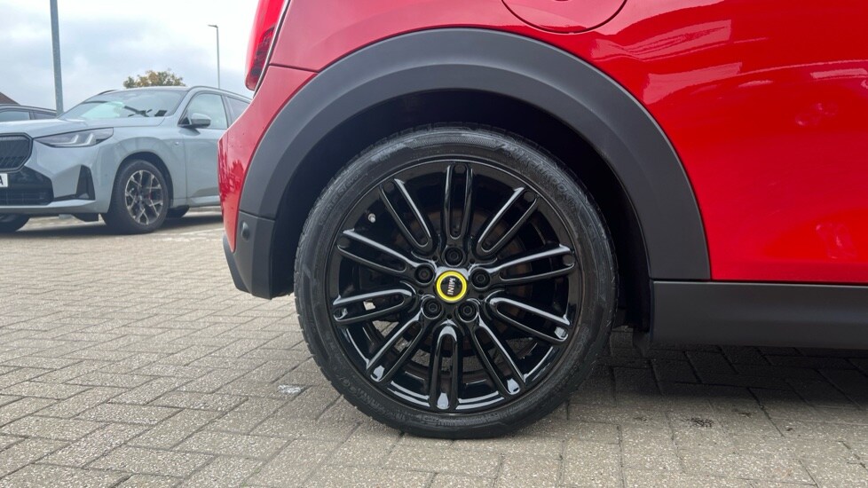 Used MINI Hatch 2022 for sale - 76241651: Photo 27