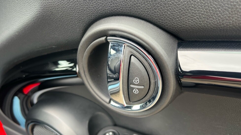 Used MINI Hatch 2022 for sale - 76241651: Photo 31