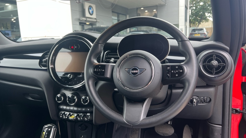 Used MINI Hatch 2022 for sale - 76241651: Photo 5