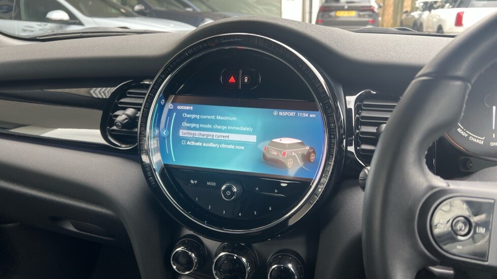 Used MINI Hatch 2022 for sale - 76241651: Photo 8