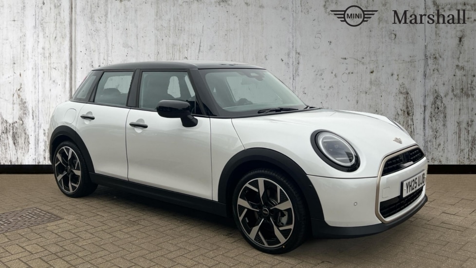 Used MINI Cooper 2025 for sale - 76691402: Photo 1