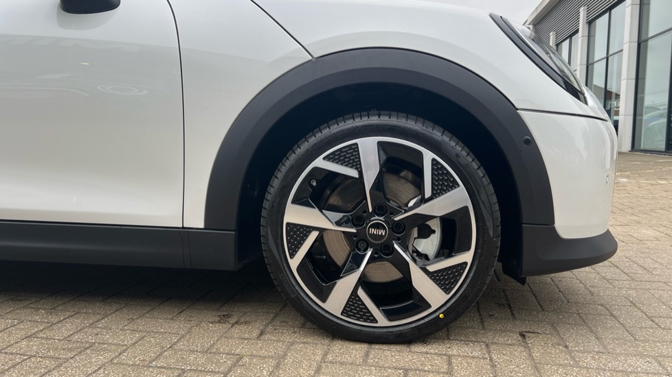 Used MINI Cooper 2025 for sale - 76691402: Photo 14