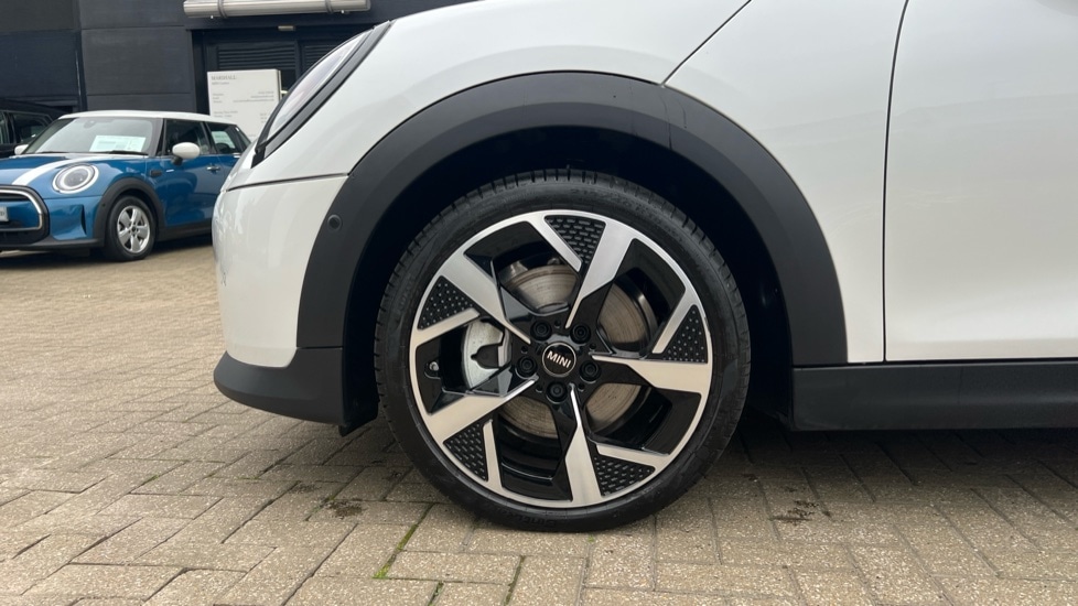 Used MINI Cooper 2025 for sale - 76691402: Photo 25
