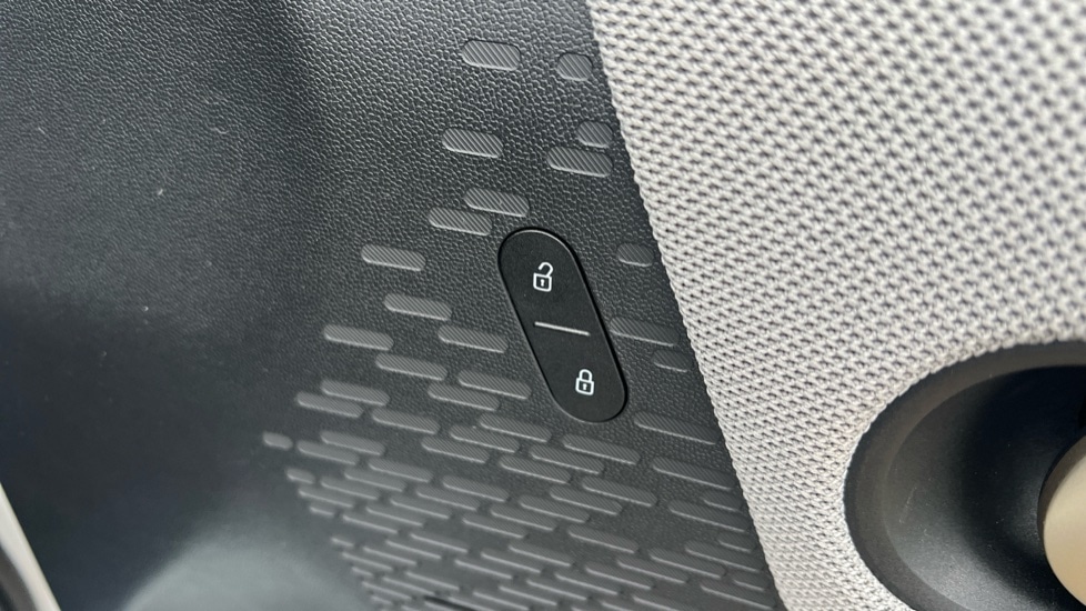 Used MINI Cooper 2025 for sale - 76691402: Photo 29