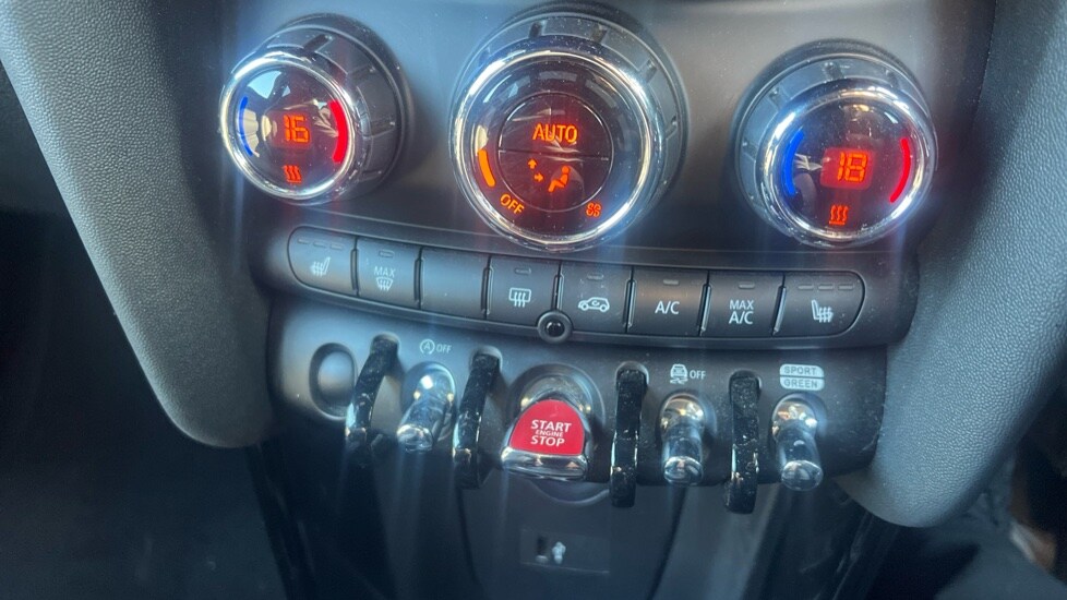 Used MINI Hatch 2023 for sale - 76062072: Photo 11