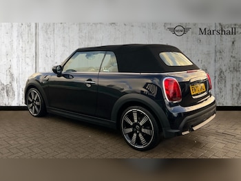 Used MINI Convertible 2023 for sale - 76745331: Photo
