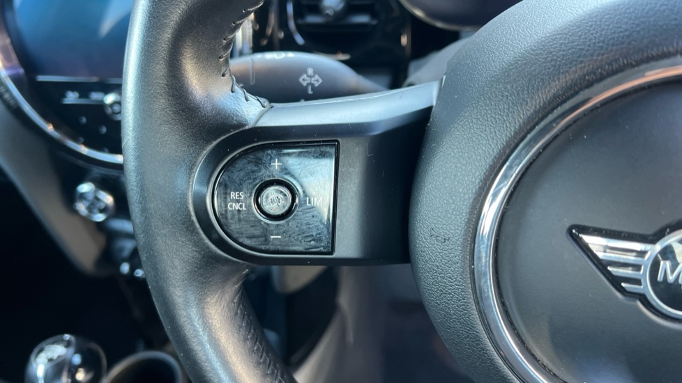 Used MINI Hatch 2022 for sale - 76312335: Photo 17