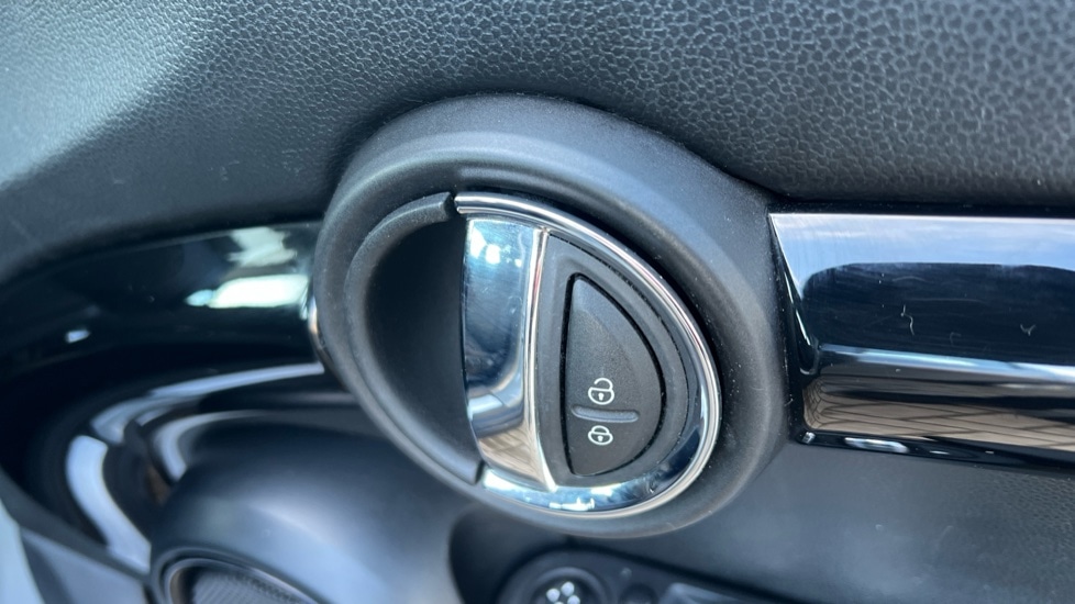 Used MINI Hatch 2022 for sale - 76312335: Photo 29