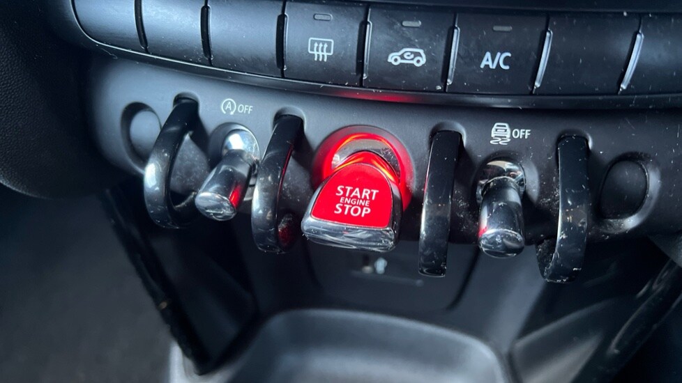 Used MINI Hatch 2022 for sale - 76312335: Photo 34