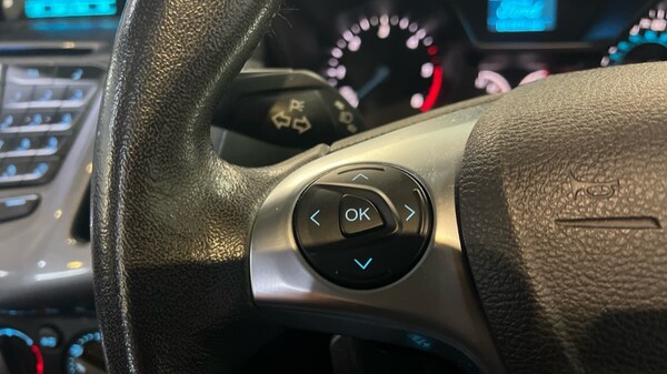 Used Ford Grand Tourneo Connect 2017 for sale - 76140230: Photo 9