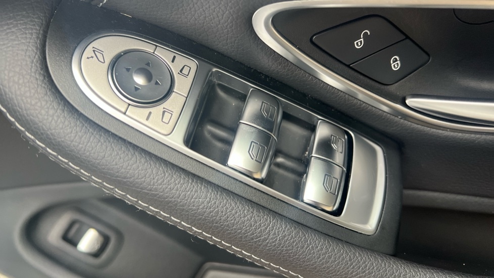 Used Mercedes-Benz C Class 2019 for sale - 76623507: Photo 22