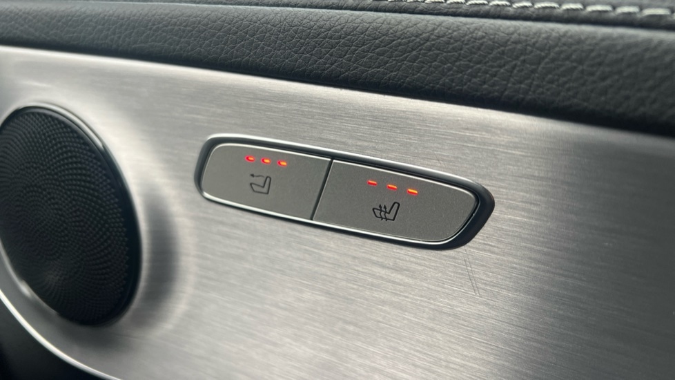 Used Mercedes-Benz C Class 2019 for sale - 76623507: Photo 41