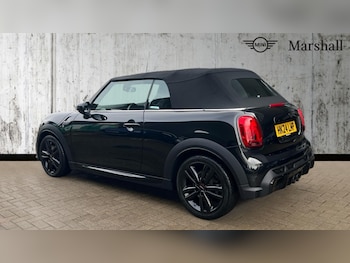 Used MINI Cooper 2024 for sale - 76704393: Photo
