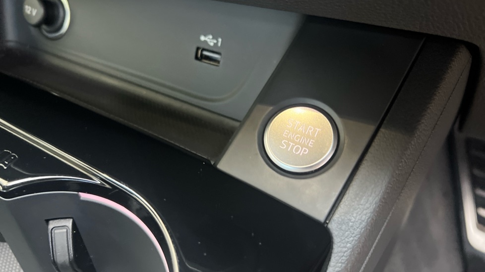 Used Audi A4 2023 for sale - 76458777: Photo 24