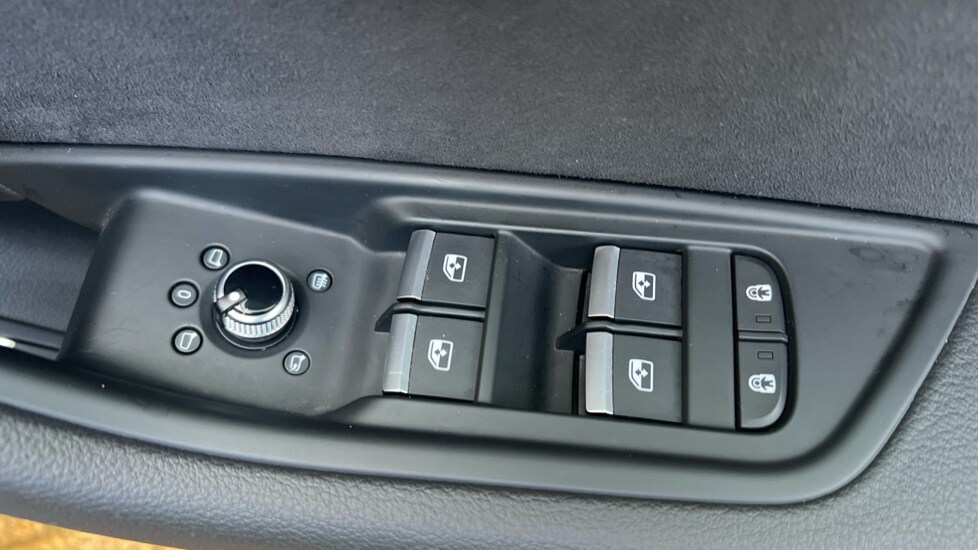 Used Audi A4 2023 for sale - 76458777: Photo 28