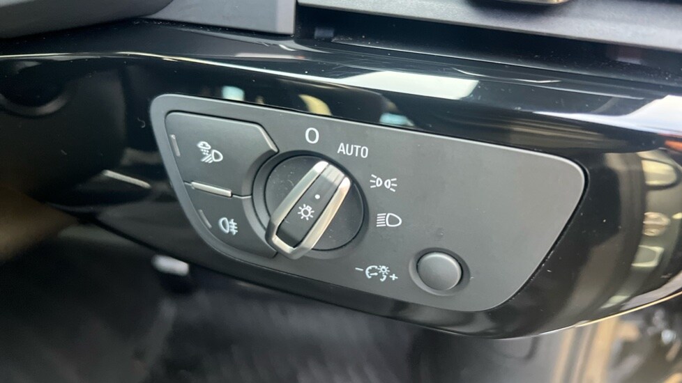 Used Audi A4 2023 for sale - 76458777: Photo 30