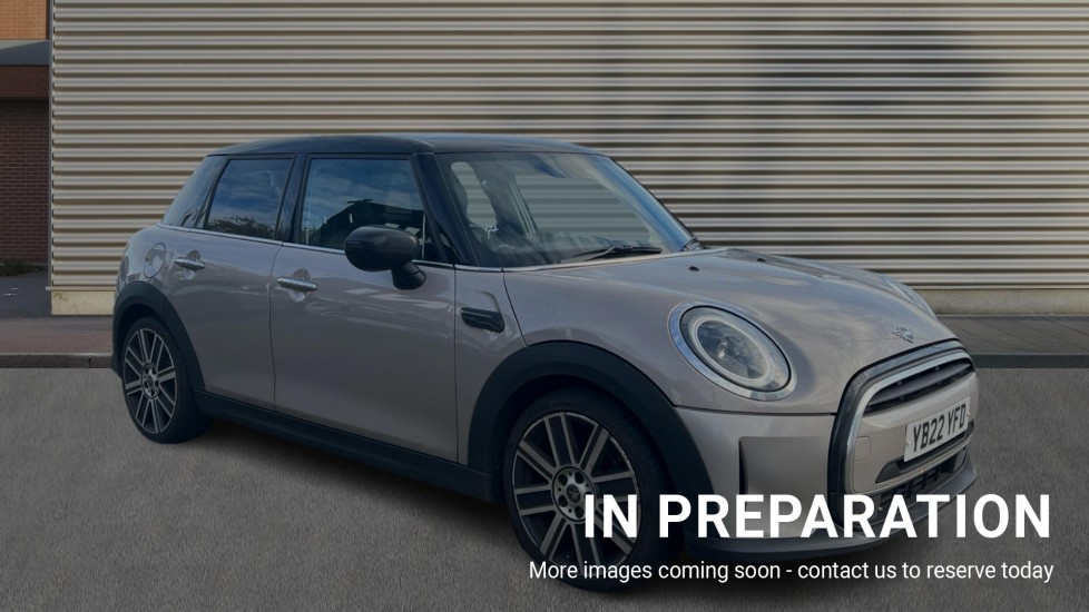 Used MINI Hatch 2022 for sale - 76289711: Photo 1