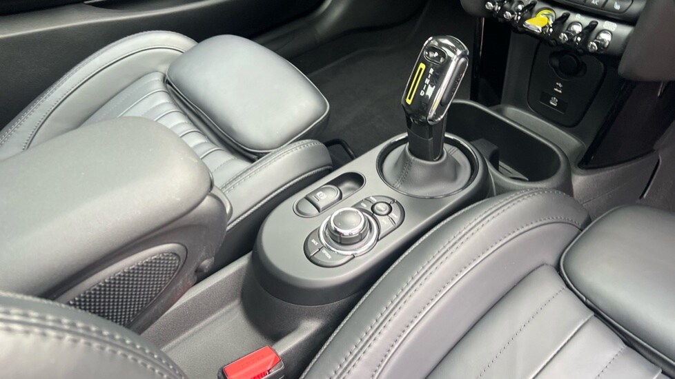 Used MINI Hatch 2022 for sale - 76438132: Photo 10