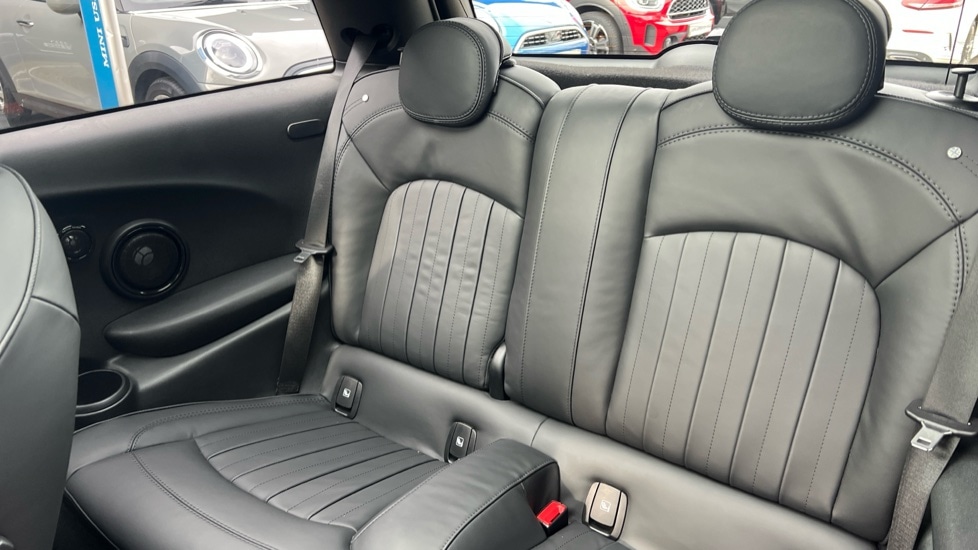 Used MINI Hatch 2022 for sale - 76438132: Photo 12