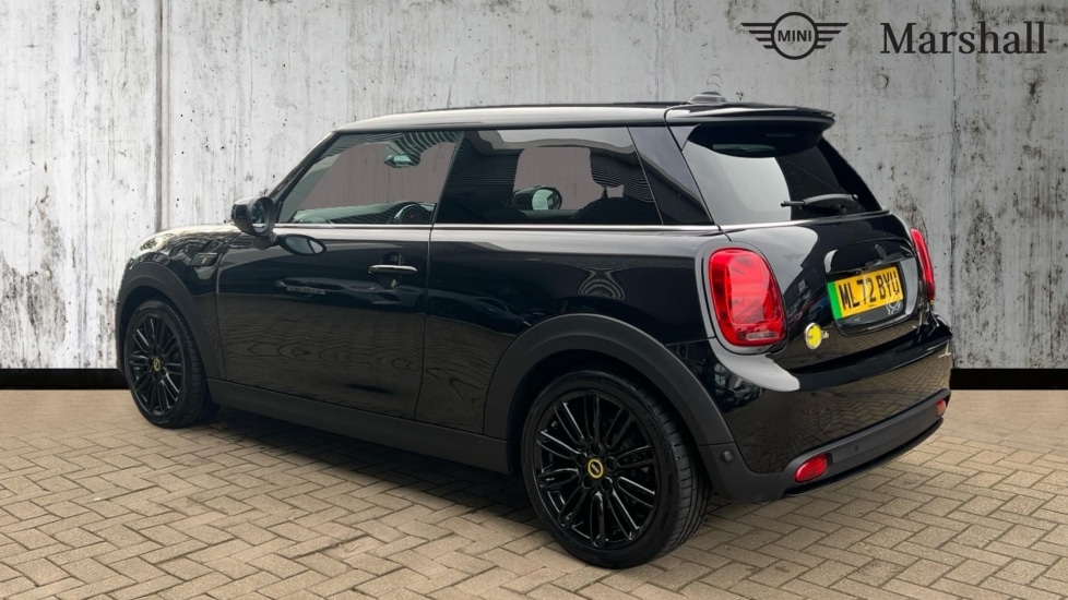 Used MINI Hatch 2022 for sale - 76438132: Photo 2